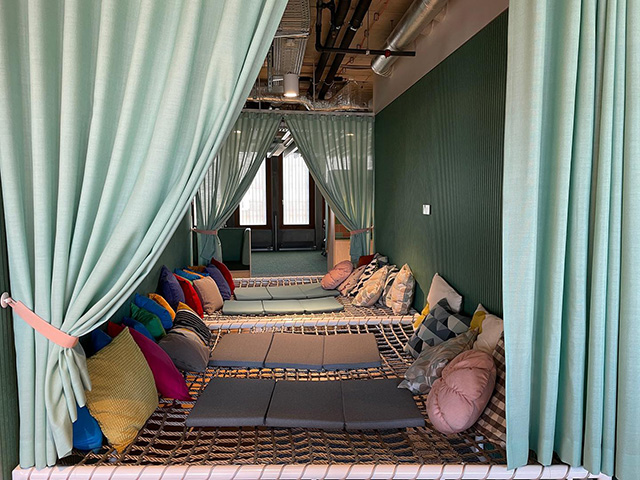 Google Rope Sleep Area In Zurich Office