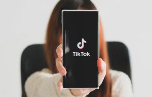 How to Get More Views on TikTok: 10 Tips & Tricks