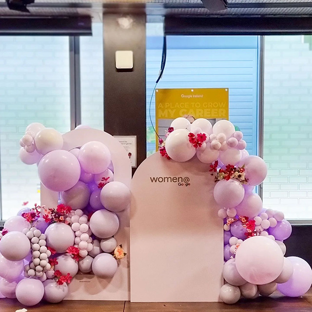 Women at Google Event With Sail Board Balloon Art